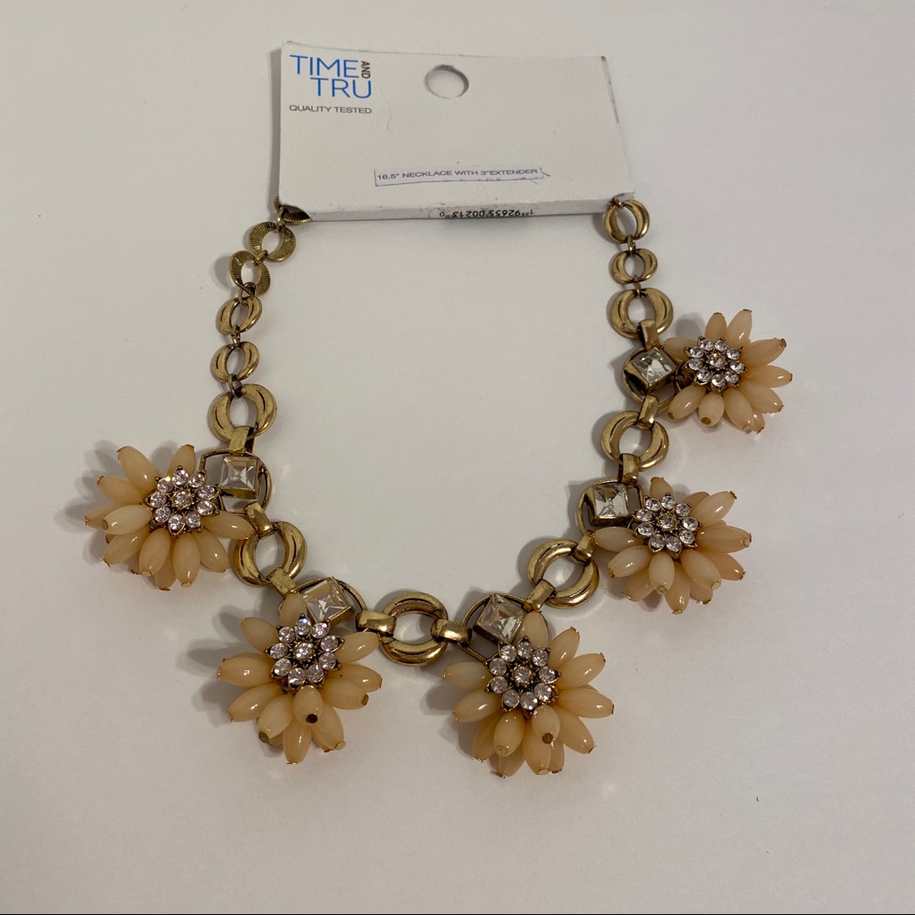 Nwt Chunky Floral Diamond Statement Necklace